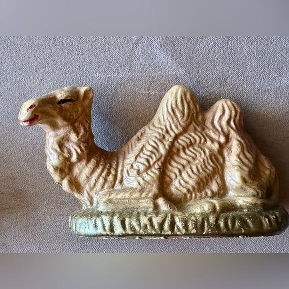 3 Vintage Nativity Animal replacement pieces. Celluloid material. Good condition - Picture 5 of 8